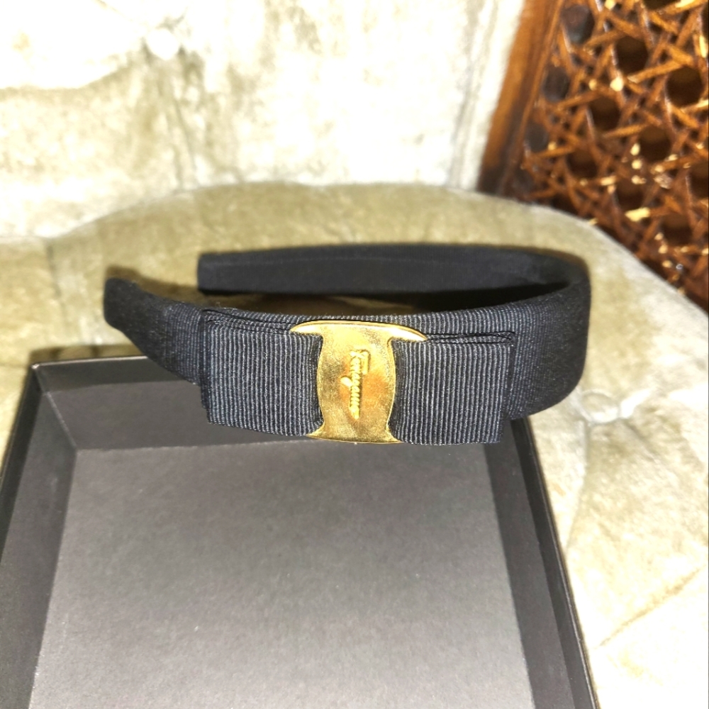 Salvatore Ferragamo Black Grosgrain Vara Headband with Gold Logo